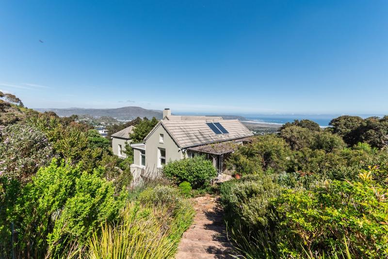 To Let 5 Bedroom Property for Rent in De Goede Hoop Western Cape